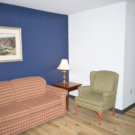 Wingate By Wyndham Youngstown - Austintown Exterior photo