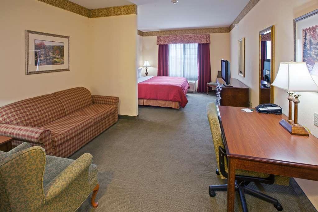 Wingate By Wyndham Youngstown - Austintown Exterior photo